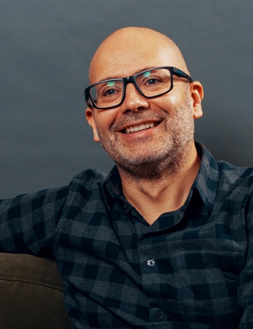 Portrait photo of James Bates